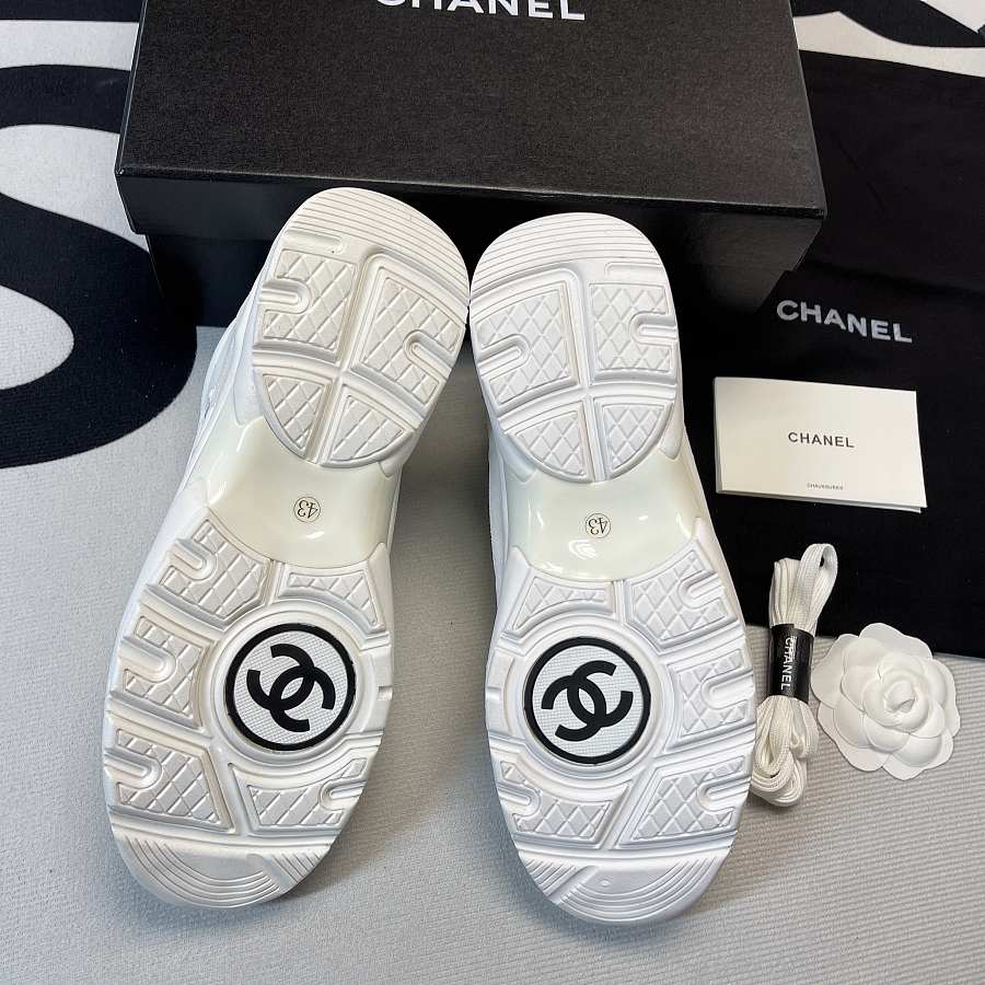 Chanel Low Top Trainer White - LULULIFE