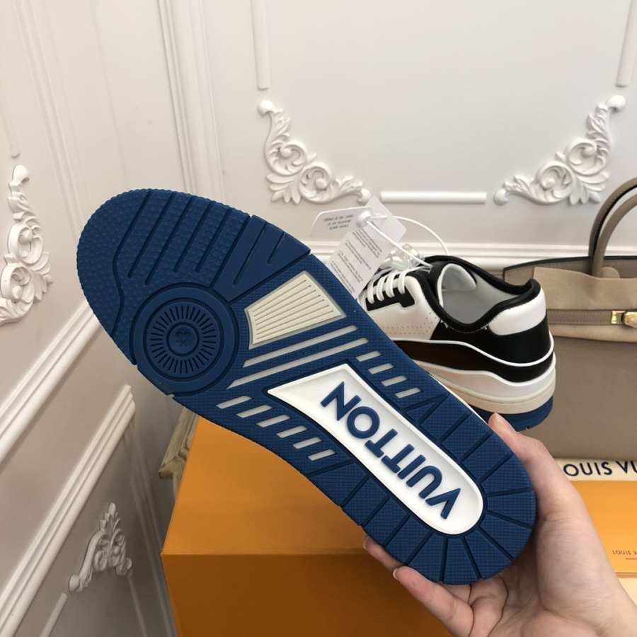 TAKECHIN on Instagram: “Louis Vuitton Lv Trainer💙 . . PANDA🤍🖤🤍🖤 . . .  . . @virgilabloh @louisvuitton . . . . . . . . #louisvuitton #virgilabloh  #exclusive……