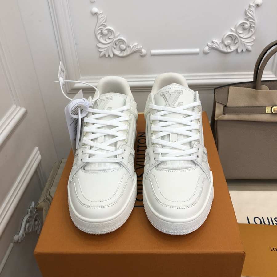 Basket sneakers louis Vuitton trainer White Leather ref.793598 - Joli Closet
