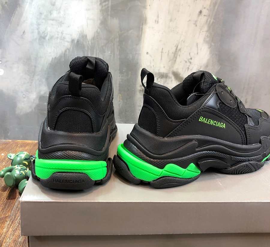 Balenciaga triple s black on sale green