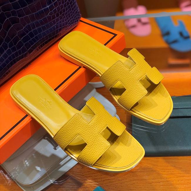 Hermes Oran Sandal in Yellow LULULIFE