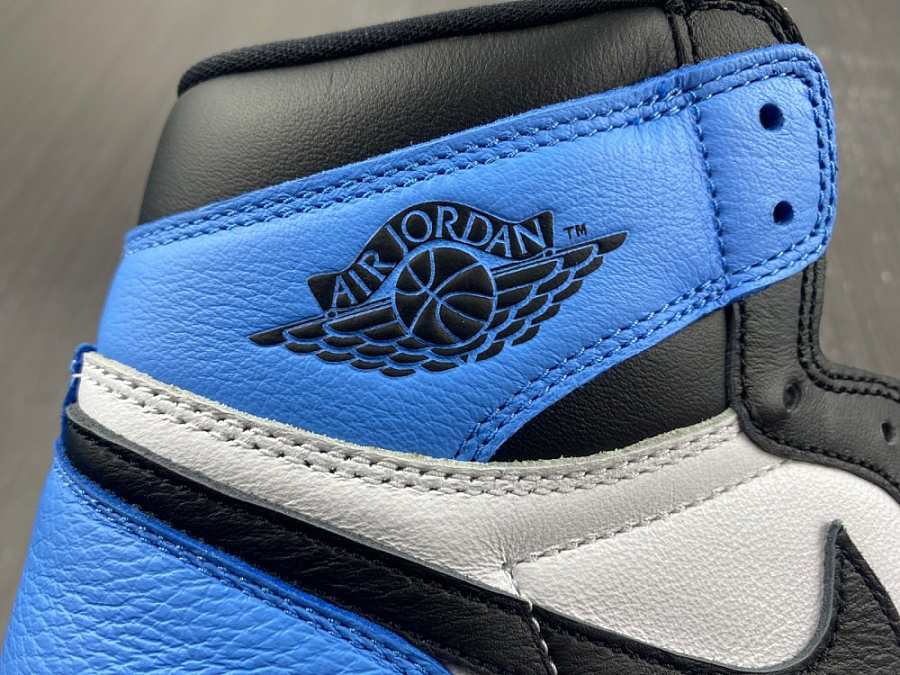 Jordan 1 Retro High OG UNC Toe DZ5485-400 - LULULIFE